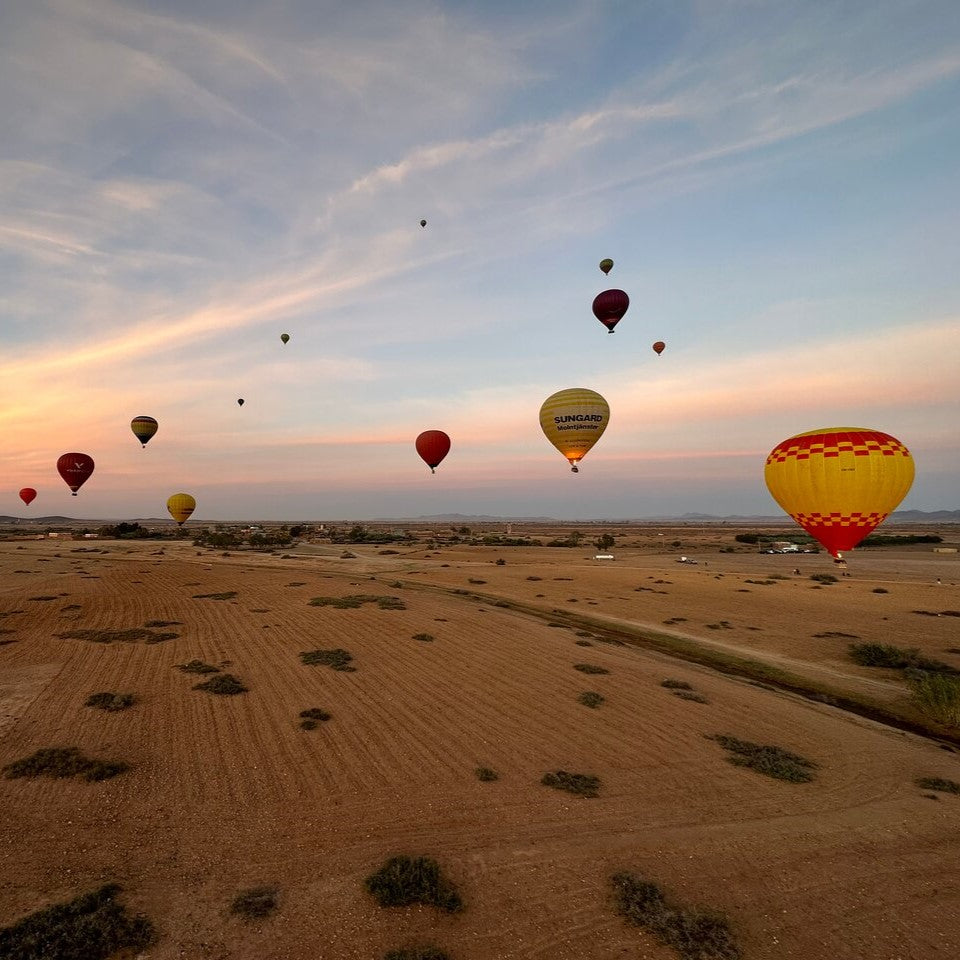 Montgolfière au-dessus de Marrakech
