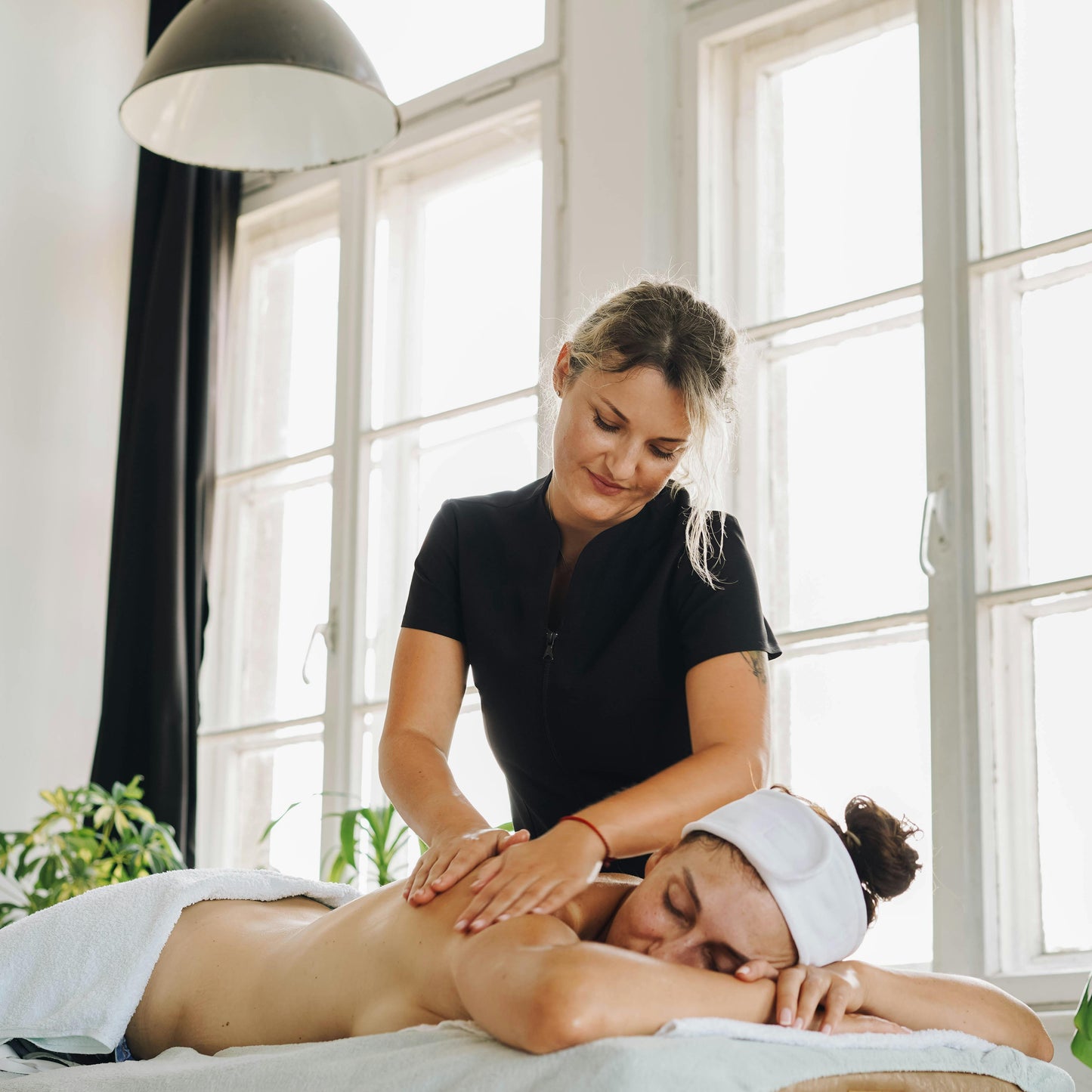 Massages Spécialisés - Palais Freedom