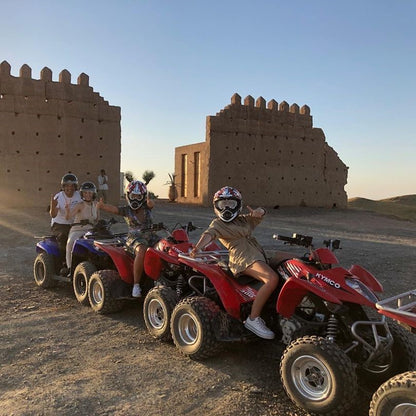 Expérience Agafay : Quad, Dromadaire & Soirée Berbère